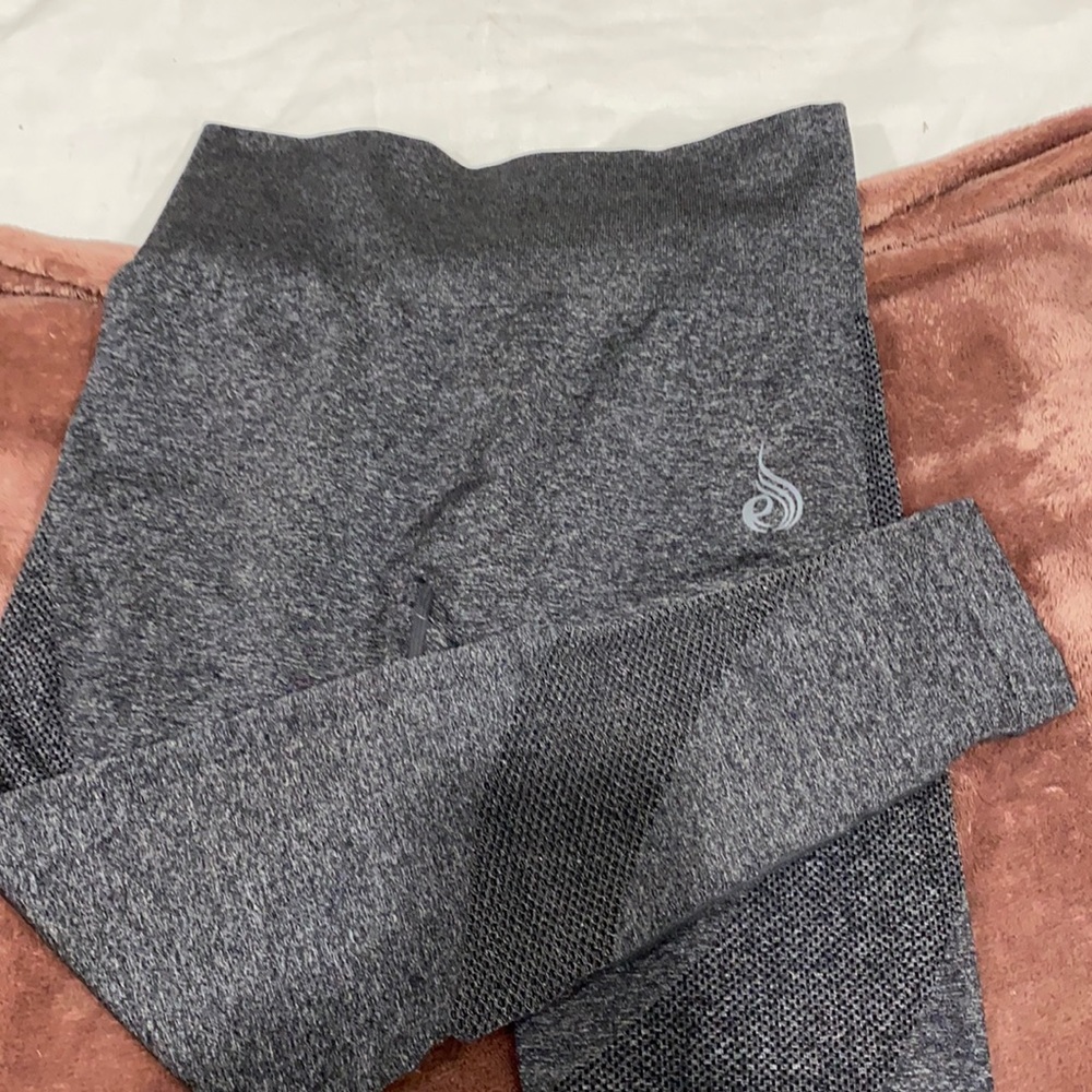 Ryderwear seamless leggings
